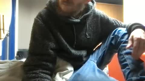 Snapshot of zolexthomas chatting on 19, 12, 2025 zolexthomas online show from 19, 12, 2025