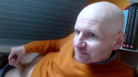 Snapshot of zolexthomas chatting on 6, 3, 2026 zolexthomas online show from 6, 3, 2026