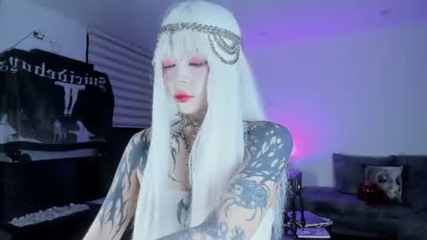 Snapshot of zombieeporcelainex chatting on 27, 6, 2026 SOPHIE online show from 27, 6, 2026