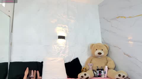 Violeta online show from 23, 10, 2025