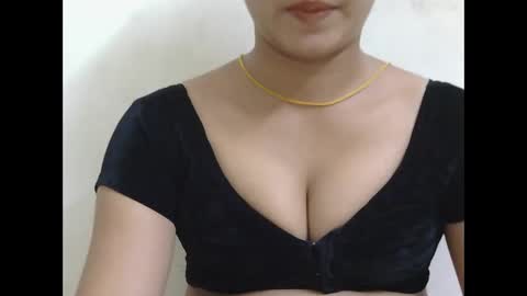 Snapshot of zoya_4u chatting on 10, 3, 2026 Zoya online show from 10, 3, 2026