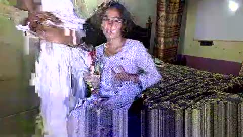Snapshot of zoyakhan803 chatting on 23, 5, 2026 zoyakhan803 online show from 23, 5, 2026