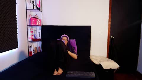 zpzphot online show from 12, 2, 2026