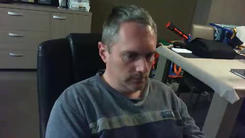 Snapshot of zultem chatting on 6, 11, 2025 zultem online show from 6, 11, 2025