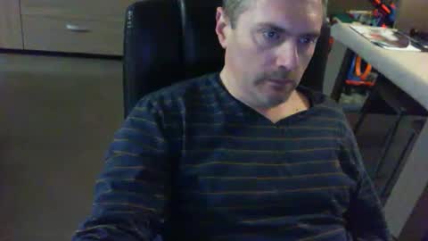 Snapshot of zultem chatting on 19, 11, 2025 zultem online show from 19, 11, 2025