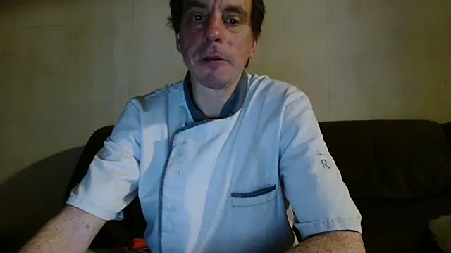 Snapshot of cloupefun chatting on 19, 12, 2025 cloupefun online show from 19, 12, 2025