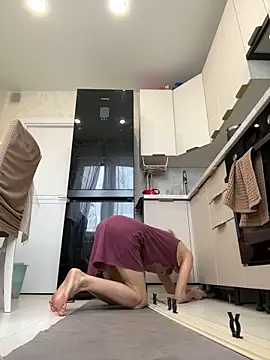 angelmommu online show from 6, 11, 2025