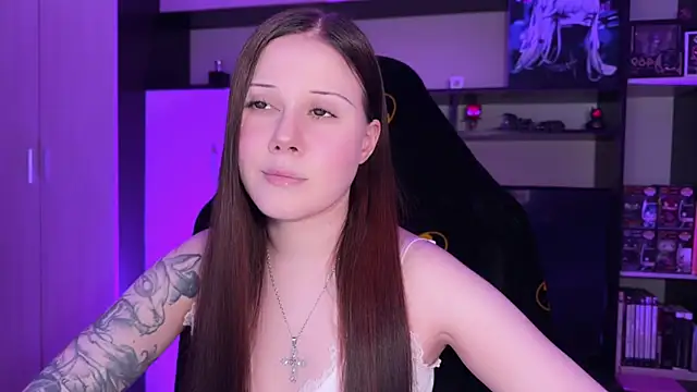 Snapshot of jasminevine chatting on 7, 3, 2026 jasminevine online show from 7, 3, 2026