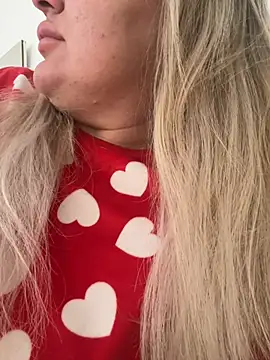 MissyMartinez online show from 26, 2, 2025