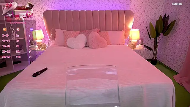 MissyMartinez online show from 20, 9, 2025