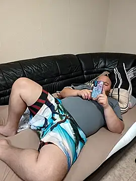 Snapshot of genderfluidco2 chatting on 14, 2, 2026 genderfluidco2 online show from 14, 2, 2026