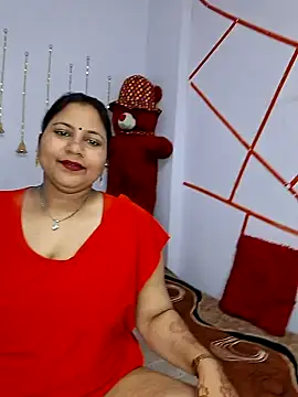 MOM-SUN-COUPLE online show from 1, 2, 2025