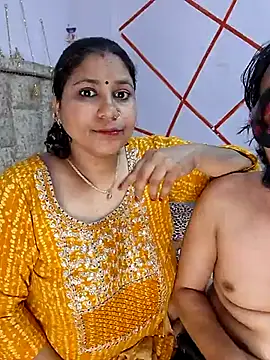 MOM-SUN-COUPLE online show from 16, 3, 2025