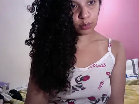 gatubelahot online show from 5, 1, 2025