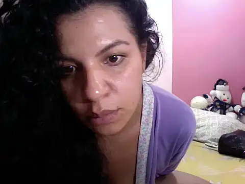 gatubelahot online show from 8, 1, 2025