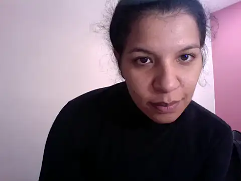 gatubelahot online show from 24, 1, 2025