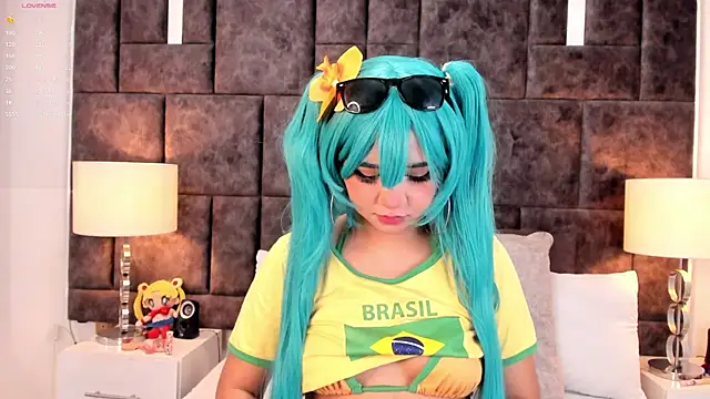 Snapshot of Petit-Rosse chatting on 3, 12, 2024 Petit-Rosse online show from 3, 12, 2024