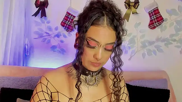 Cata green online show from 23, 12, 2024