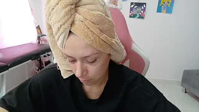 MommyMiaWs online show from 16, 12, 2025