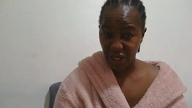 Snapshot of sluttylaura21 chatting on 7, 7, 2026 sluttylaura21 online show from 7, 7, 2026