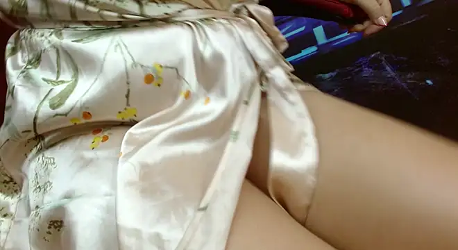 Abril Beltran  online show from 9, 2, 2025