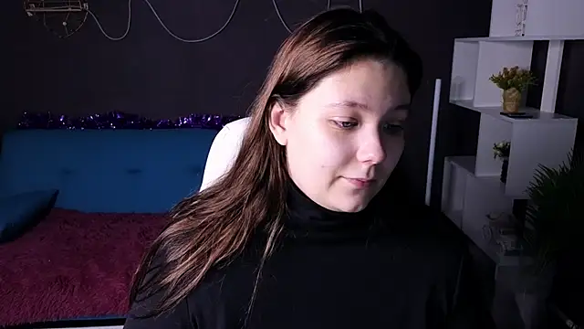 DjennaPalme online show from 11, 1, 2025