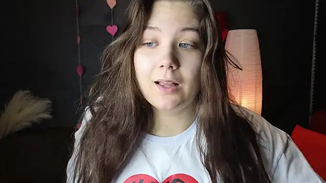 DjennaPalme online show from 18, 2, 2025