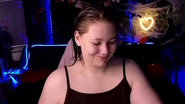 DjennaPalme online show from 27, 10, 2025