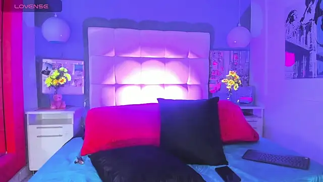 cinthya walker1 online show from 11, 2, 2026