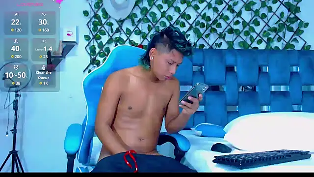 Hakim prettynigg online show from 6, 12, 2024