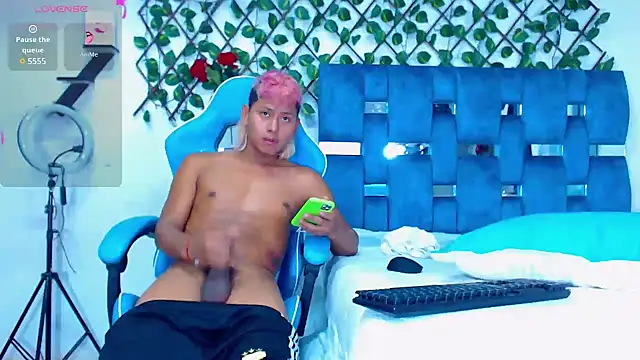 Hakim prettynigg online show from 17, 1, 2025