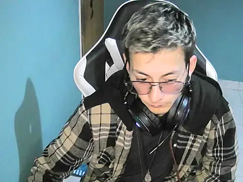 Snapshot of Jughead_16 chatting on 13, 9, 2025 Jughead 16 online show from 13, 9, 2025