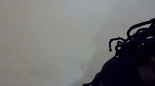 Snapshot of Slender-simple1 chatting on 2, 2, 2025 Slender-simple1 online show from 2, 2, 2025