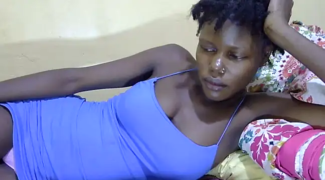 Snapshot of Slender-simple1 chatting on 4, 3, 2025 Slender-simple1 online show from 4, 3, 2025