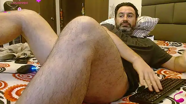 Snapshot of rodrher81 chatting on 7, 1, 2026 rodrher81 online show from 7, 1, 2026