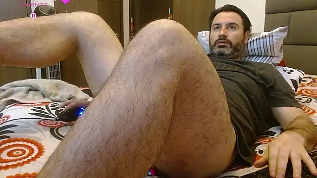 Snapshot of rodrher81 chatting on 8, 1, 2026 rodrher81 online show from 8, 1, 2026