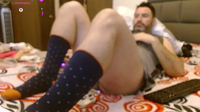 Snapshot of rodrher81 chatting on 1, 2, 2026 rodrher81 online show from 1, 2, 2026