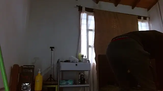JohanyLatino online show from 28, 7, 2026