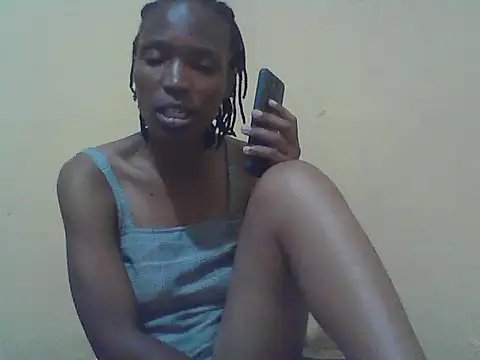 Smillie prety online show from 4, 11, 2025