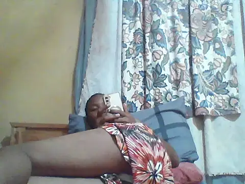 Snapshot of Smillie_prety chatting on 4, 7, 2026 Smillie prety online show from 4, 7, 2026