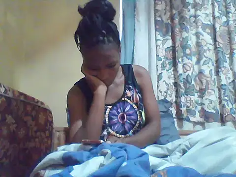 Snapshot of Smillie_prety chatting on 8, 7, 2026 Smillie prety online show from 8, 7, 2026