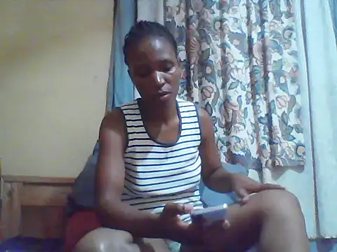 Snapshot of Smillie_prety chatting on 8, 7, 2026 Smillie prety online show from 8, 7, 2026