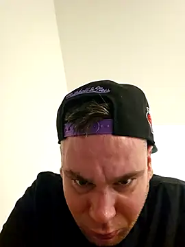 Snapshot of ACABFTP chatting on 28, 9, 2025 ACABFTP online show from 28, 9, 2025