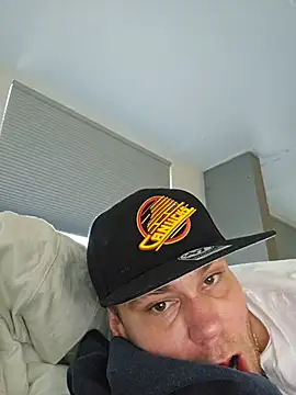 Snapshot of ACABFTP chatting on 24, 11, 2025 ACABFTP online show from 24, 11, 2025