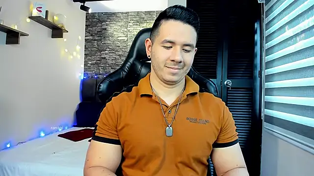 Snapshot of ransoj chatting on 11, 12, 2024 ransoj online show from 11, 12, 2024