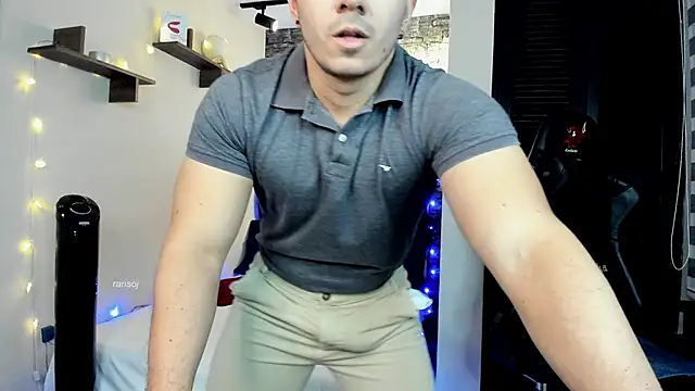 Snapshot of ransoj chatting on 12, 1, 2025 ransoj online show from 12, 1, 2025