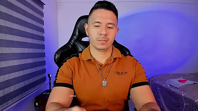 Snapshot of ransoj chatting on 30, 10, 2025 ransoj online show from 30, 10, 2025