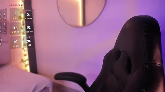 Snapshot of emma_woods_ chatting on 9, 12, 2024 emma woods online show from 9, 12, 2024