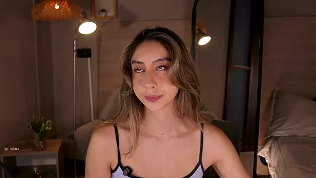 lua ferch   online show from 25, 7, 2026