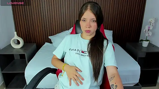 nataly rodri online show from 13, 2, 2025